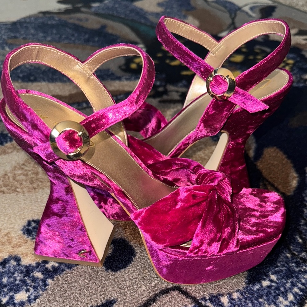 Circus by Sam Edelman Magenta Pink Platform Sandals